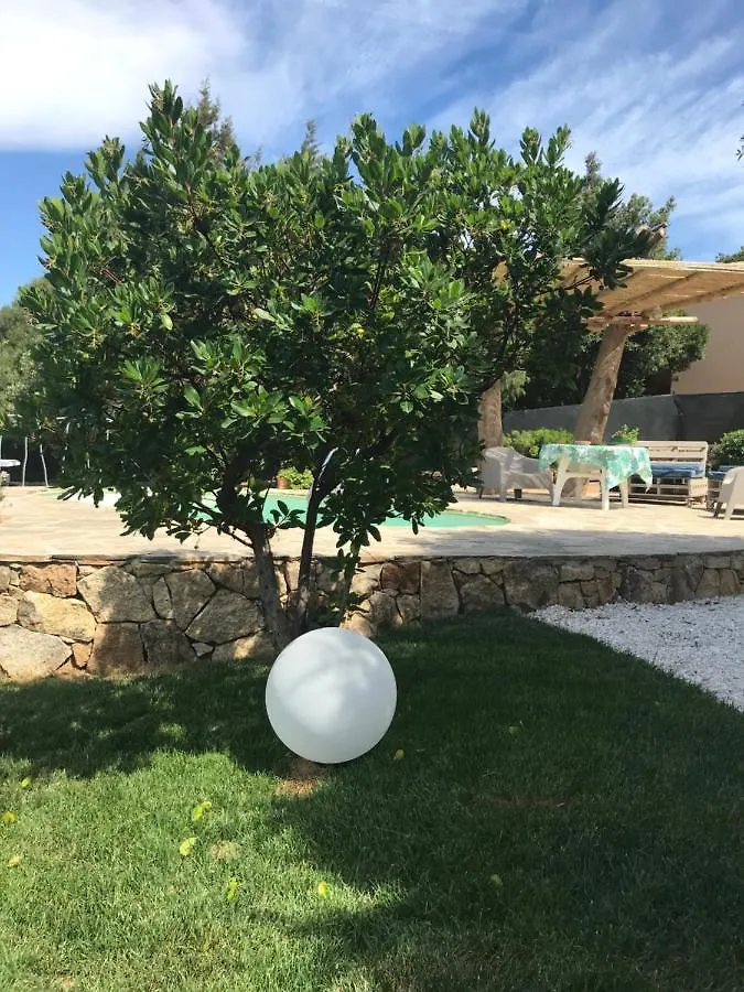 Delightful Cottage With Pool 몬테 페트로수